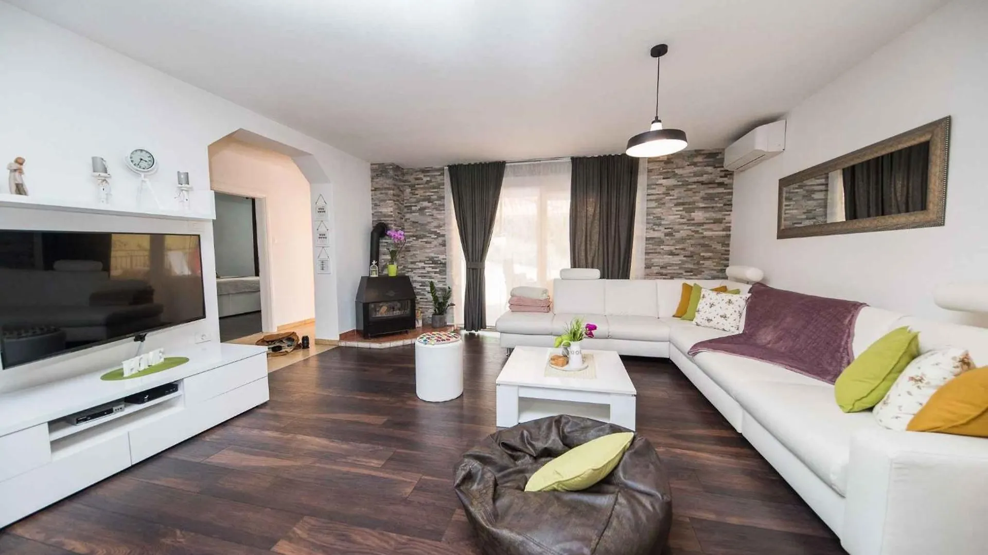 Holiday Home In Grizane 39291